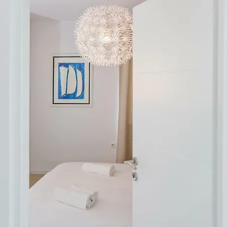 Blue Nest * Ragusa